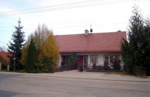 Vícegenerační rodinný dům se zahradou v obci Nemojany