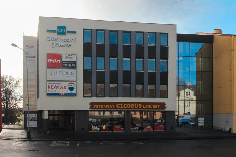 EFI Obchodní Galerie Jihlava - čelní pohled