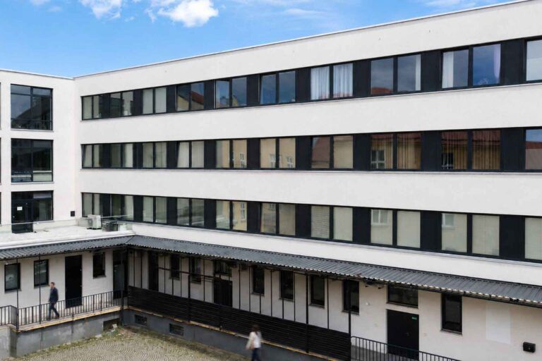 EFI Obchodní Galerie Jihlava - vnitroblok