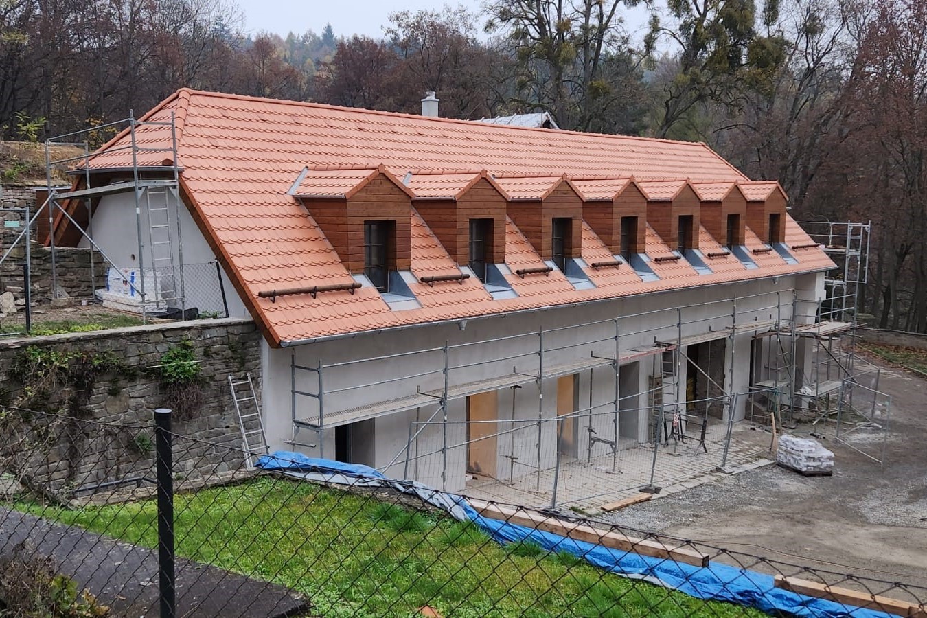 Podzámčí