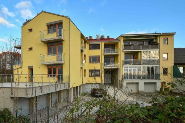 EFI Residence Holzova 28 vítá první nájemce