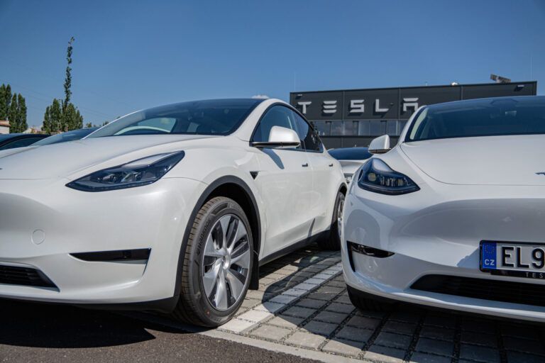 TESLA Y pro e-Finance (4)