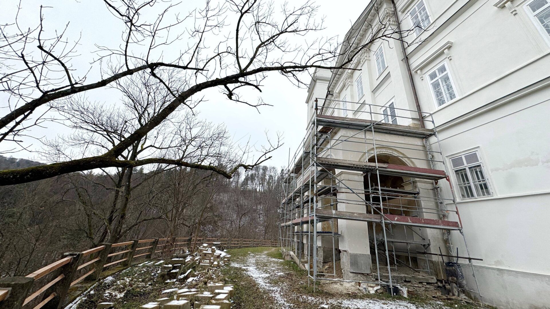 Průběh rekonstrukce Zámku Račice