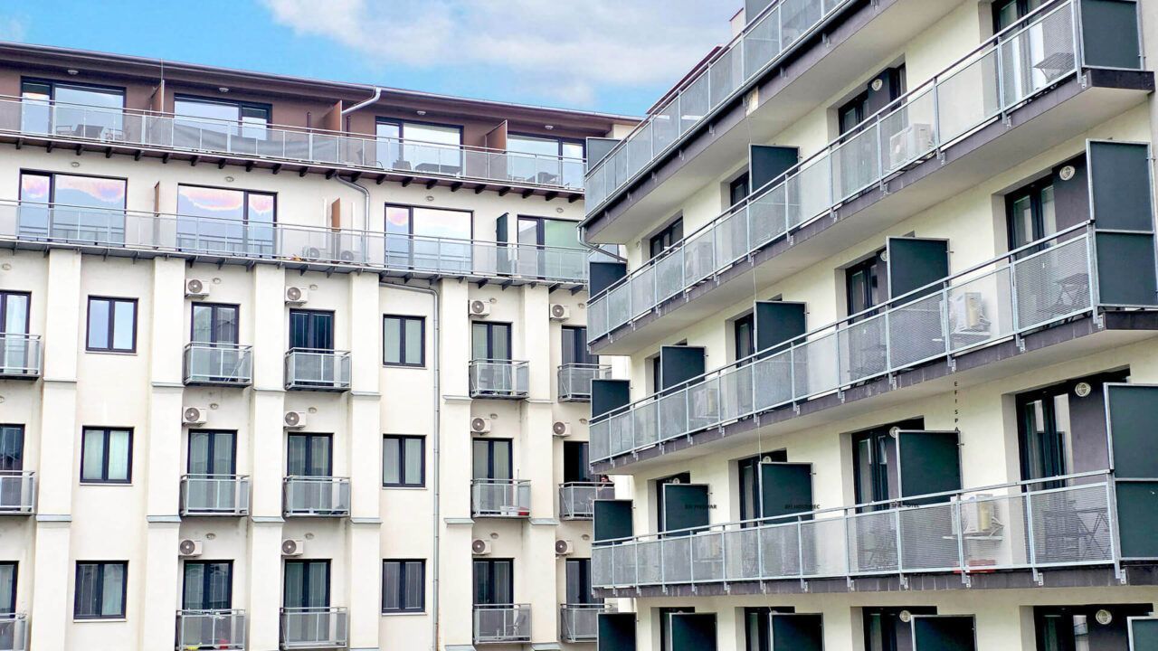 eFi Palace Hotel vnitroblok