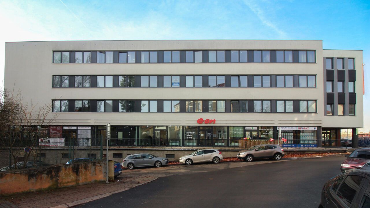 EFI Obchodní Galerie Jihlava - boční strana