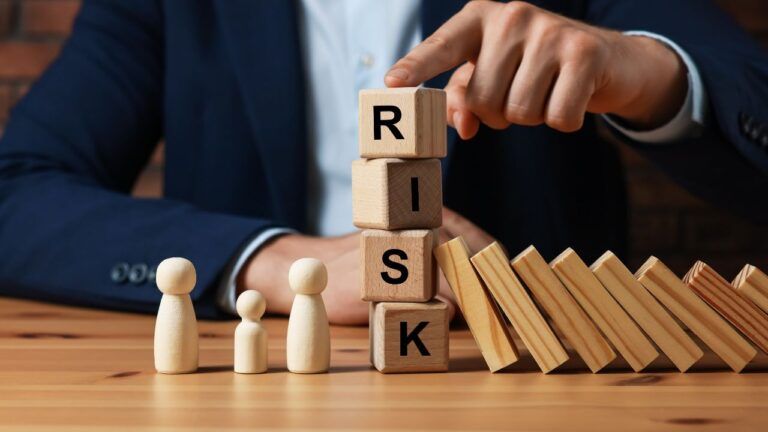 Riziko v investování a jeho řízení u dluhopisů