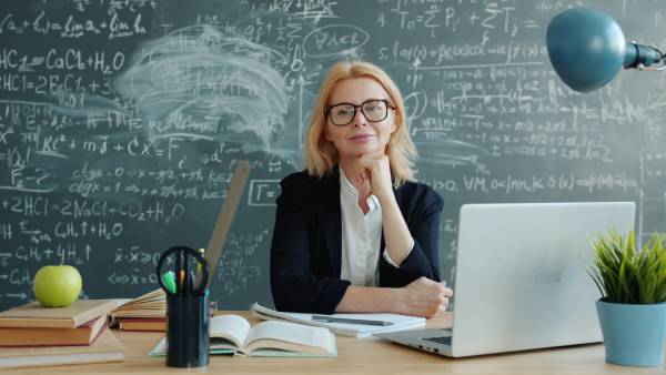 Proč střední třída chudne? Problém jsou ceny bytů a nízké mzdy