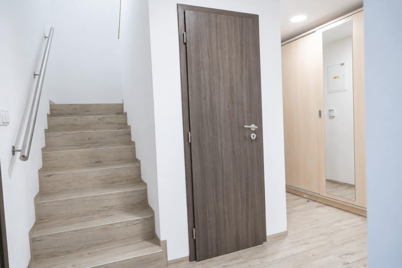 Flur 3 — Apartment Deluxe mit 3 Schlafzimmern
