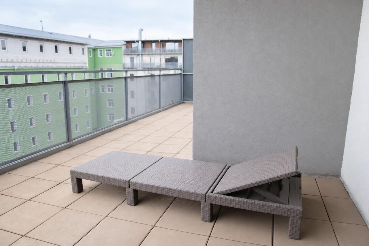 Terrasse 3 — Apartment Deluxe mit 3 Schlafzimmern
