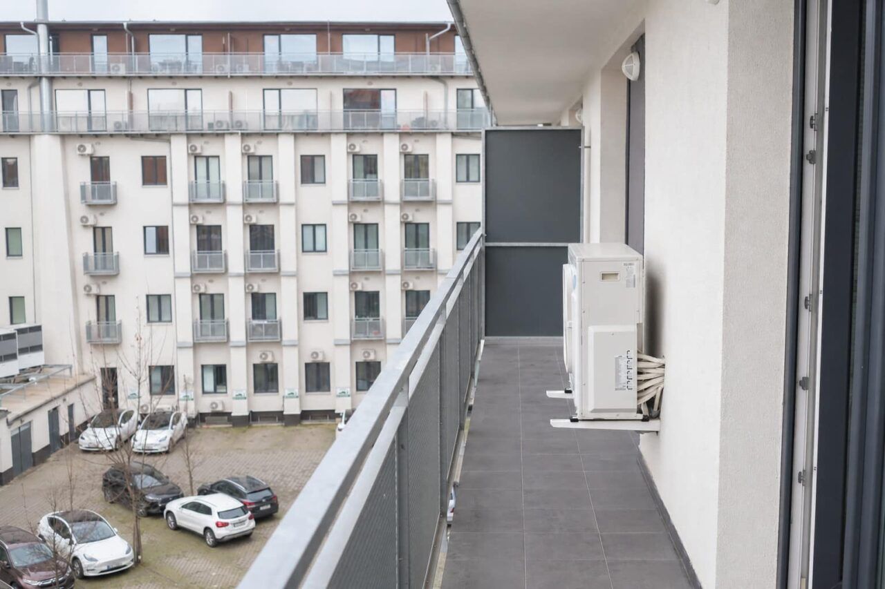 Balkon 1 — Apartment Deluxe mit 3 Schlafzimmern