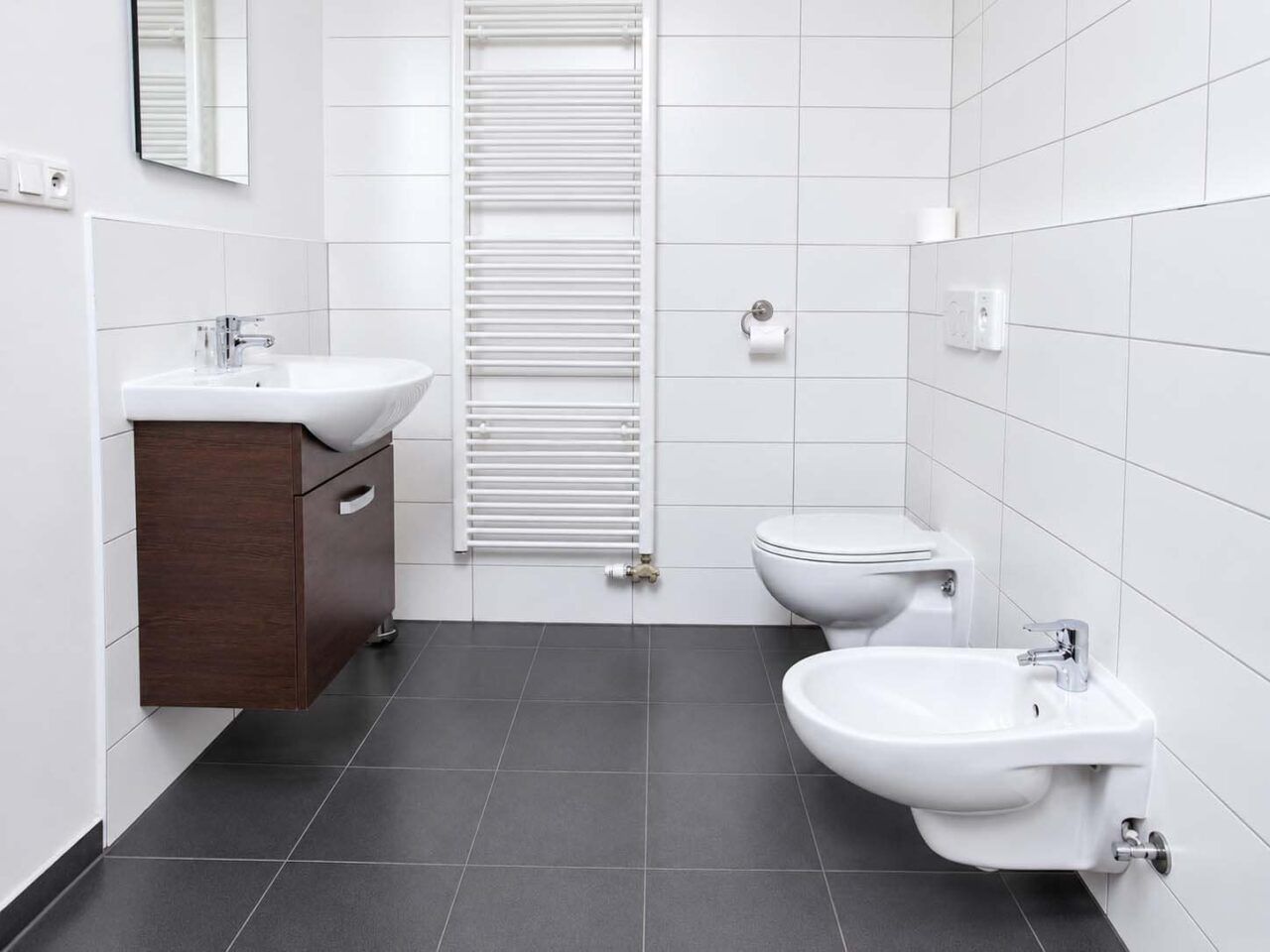 Bad 2 — Zweigeschossiges Apartment Deluxe mit Terrasse