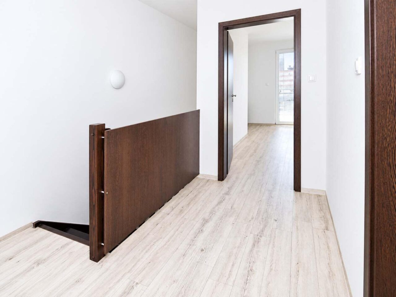 Flur 1 — Zweigeschossiges Apartment Deluxe mit Terrasse