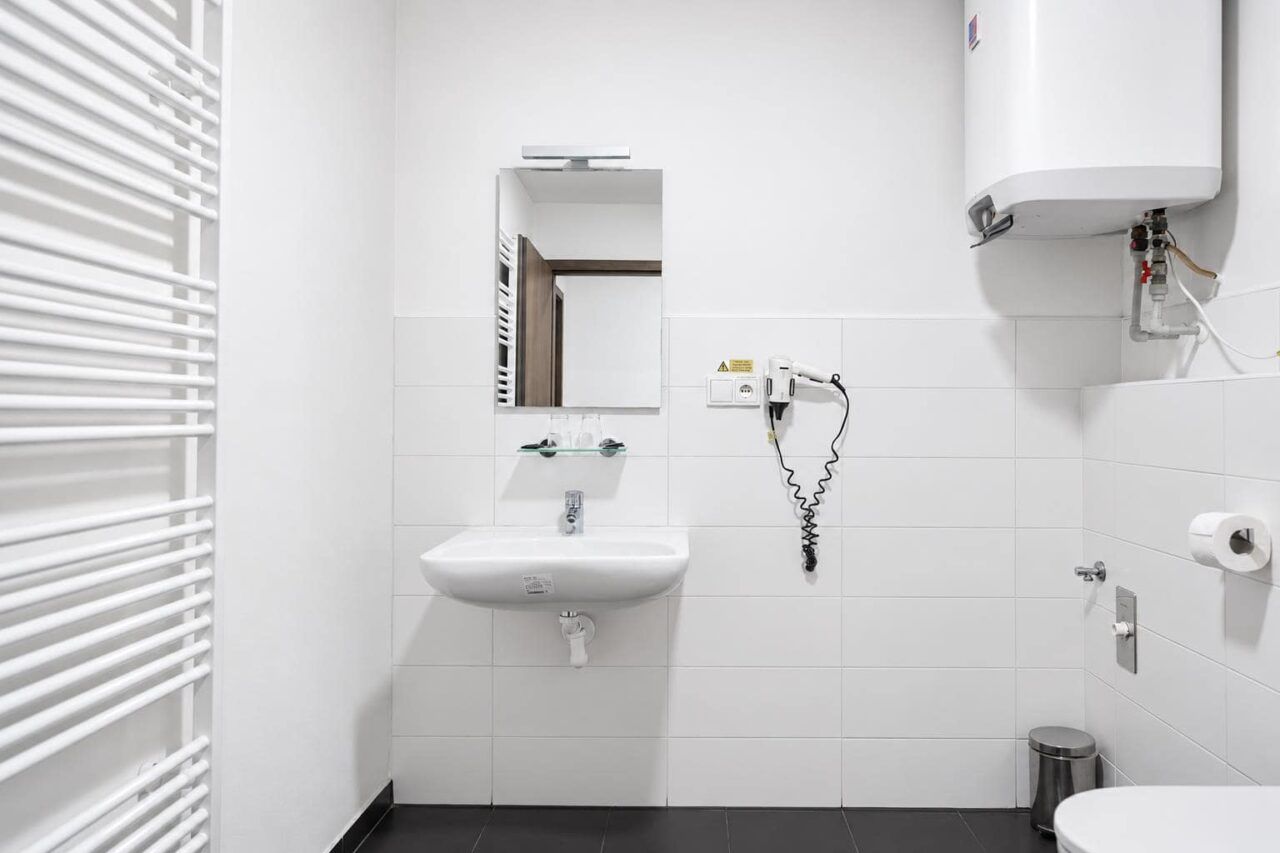 Bathroom 4 — Executive apartment