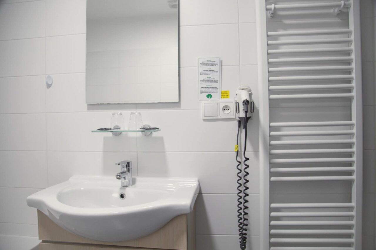 Bathroom 4 — Executive apartment, 2 bedrooms