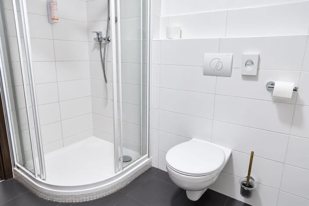 Bathroom 7 — Executive apartment
