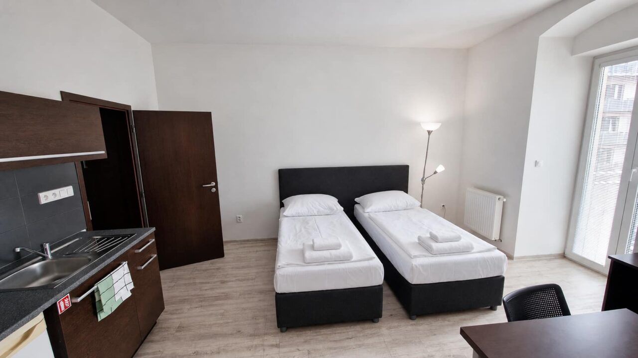 Bedroom 8 — Junior apartment