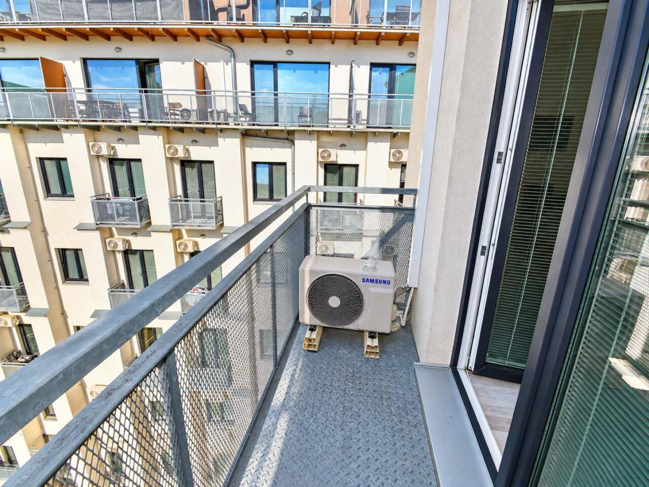 Balcony 2 — Standard apartment with balcony