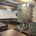 Podzámčí_společenská místnost se samovýčepem