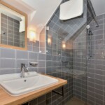 Ubytování_Dvoulůžkové studio s kuchyňským koutem_koupelna