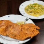 Vepřový řízek s bramborovým salátem