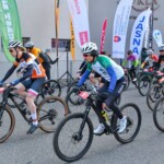 Biker Ondra Fojtík po startu