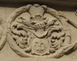 Alianční znak Bernarda Petřvaldského z Petřvaldu a jeho
ženy z rodu ze Zástřizl. Alianční znak Bernarda Petřvaldského