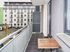 Pronájem luxusního zařízeného bytu 1+kk s balkonem a klimatizací, 35 m2